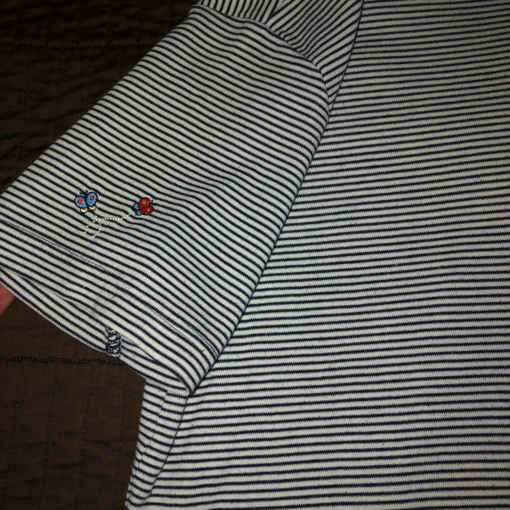 Pooh Button Top - Picture 12 of 13